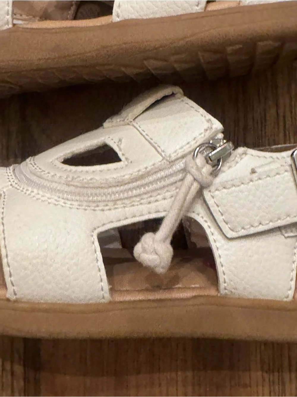 BILLY Footwear - Fisherman sandals 12M white adaptive